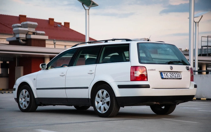 Volkswagen Passat cena 6400 przebieg: 438500, rok produkcji 2003 z Kielce małe 254